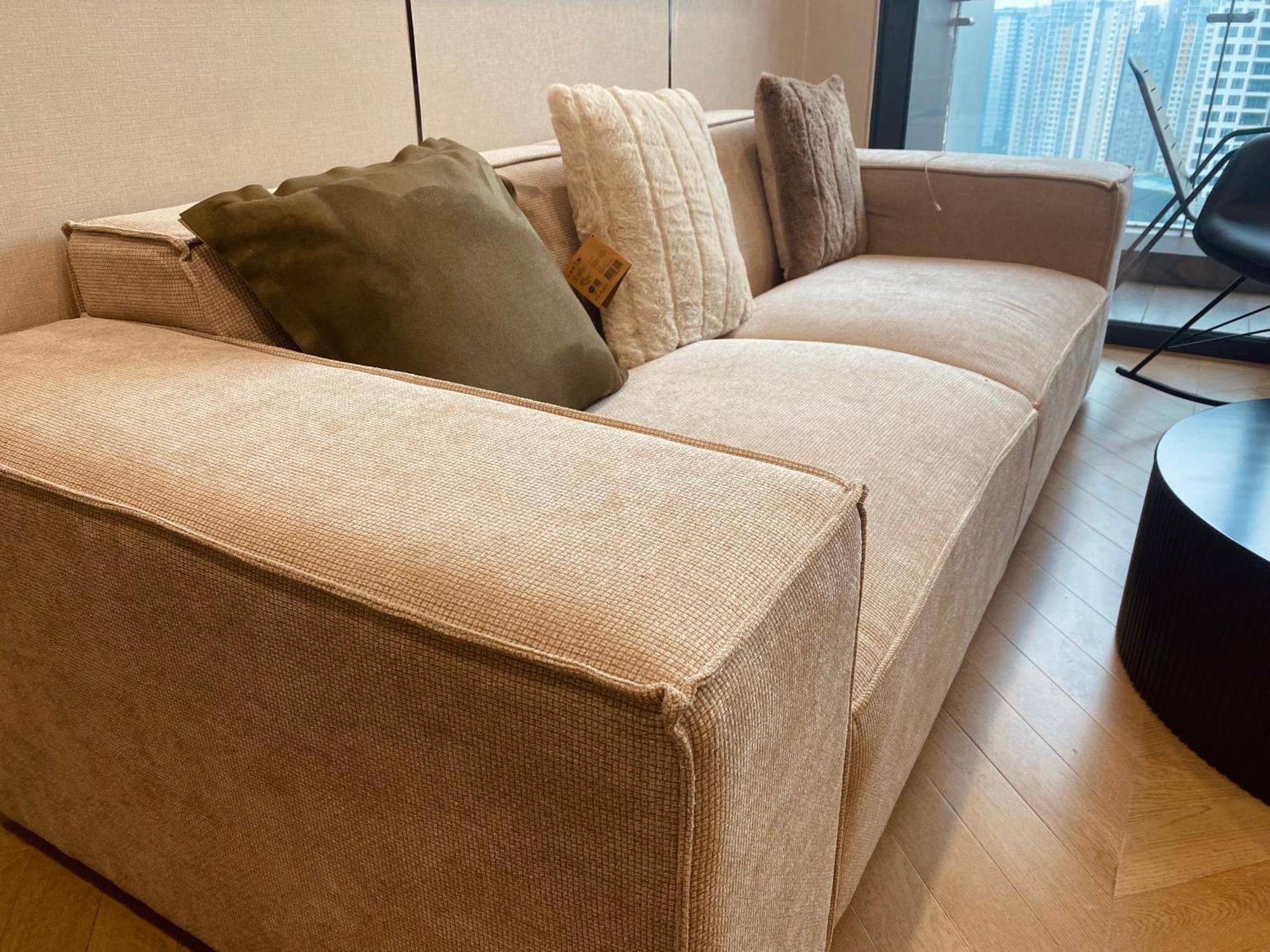 Lumiere Riverside - Raymond Holm - Luxurious 5-Star Apartment Хошимин Экстерьер фото