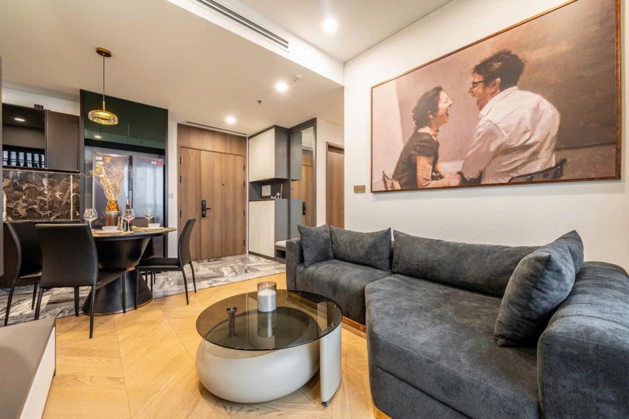 Lumiere Riverside - Raymond Holm - Luxurious 5-Star Apartment Хошимин Экстерьер фото
